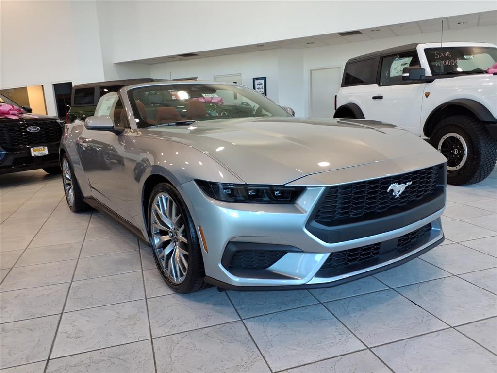 2025 Ford Mustang EcoBoost Premium's photo