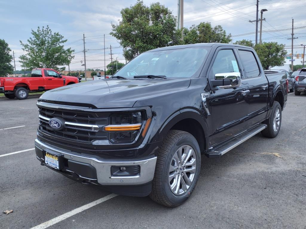 2024 Ford F-150 XLT photo 3