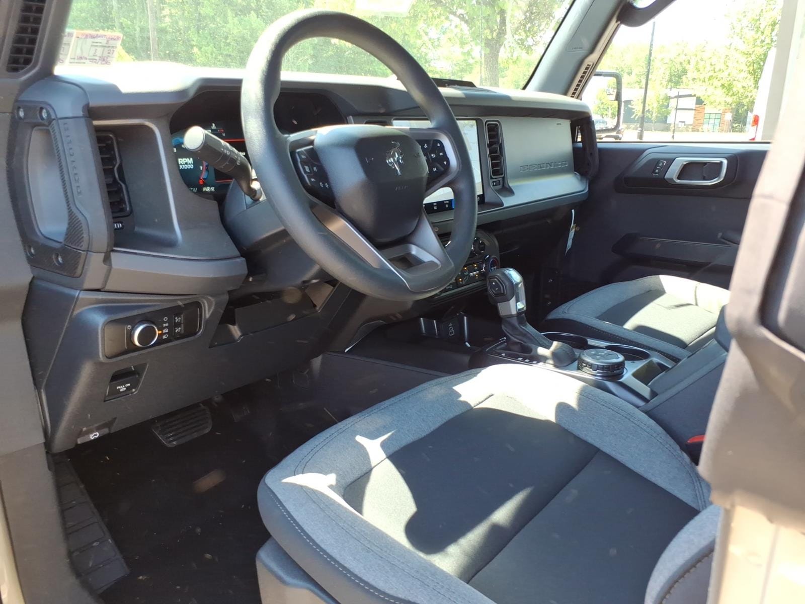 2026 Ford Bronco 4-Door Base - Photo 13