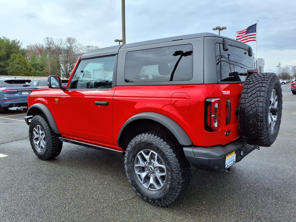 2024 Ford Bronco Badlands photo 4