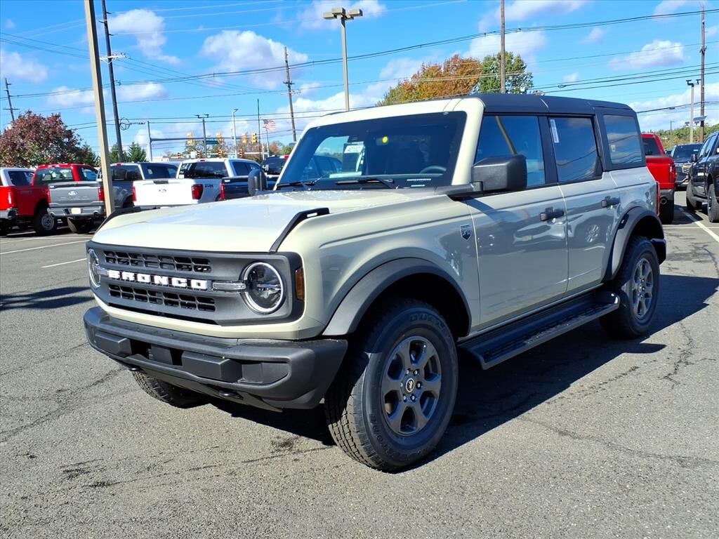 New 2025 Ford Bronco Big Bend SUV
