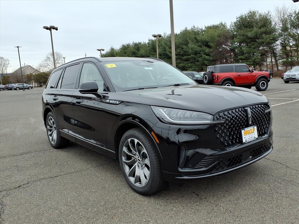 2026 Lincoln Aviator Premiere's photo