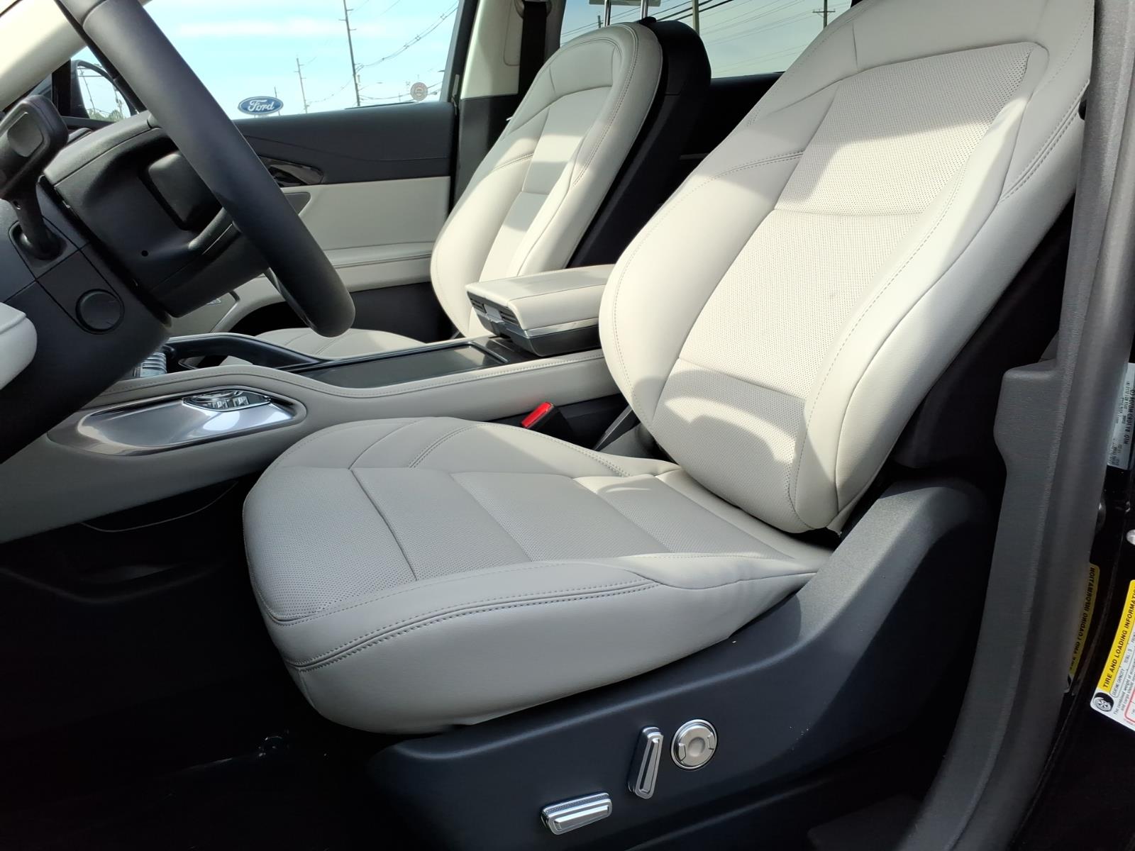 2026 Lincoln Nautilus Premiere - Photo 15