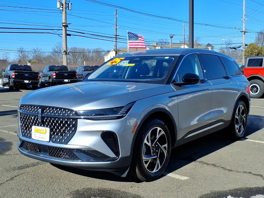 Used 2025 Lincoln Nautilus Hybrid Premiere SUV