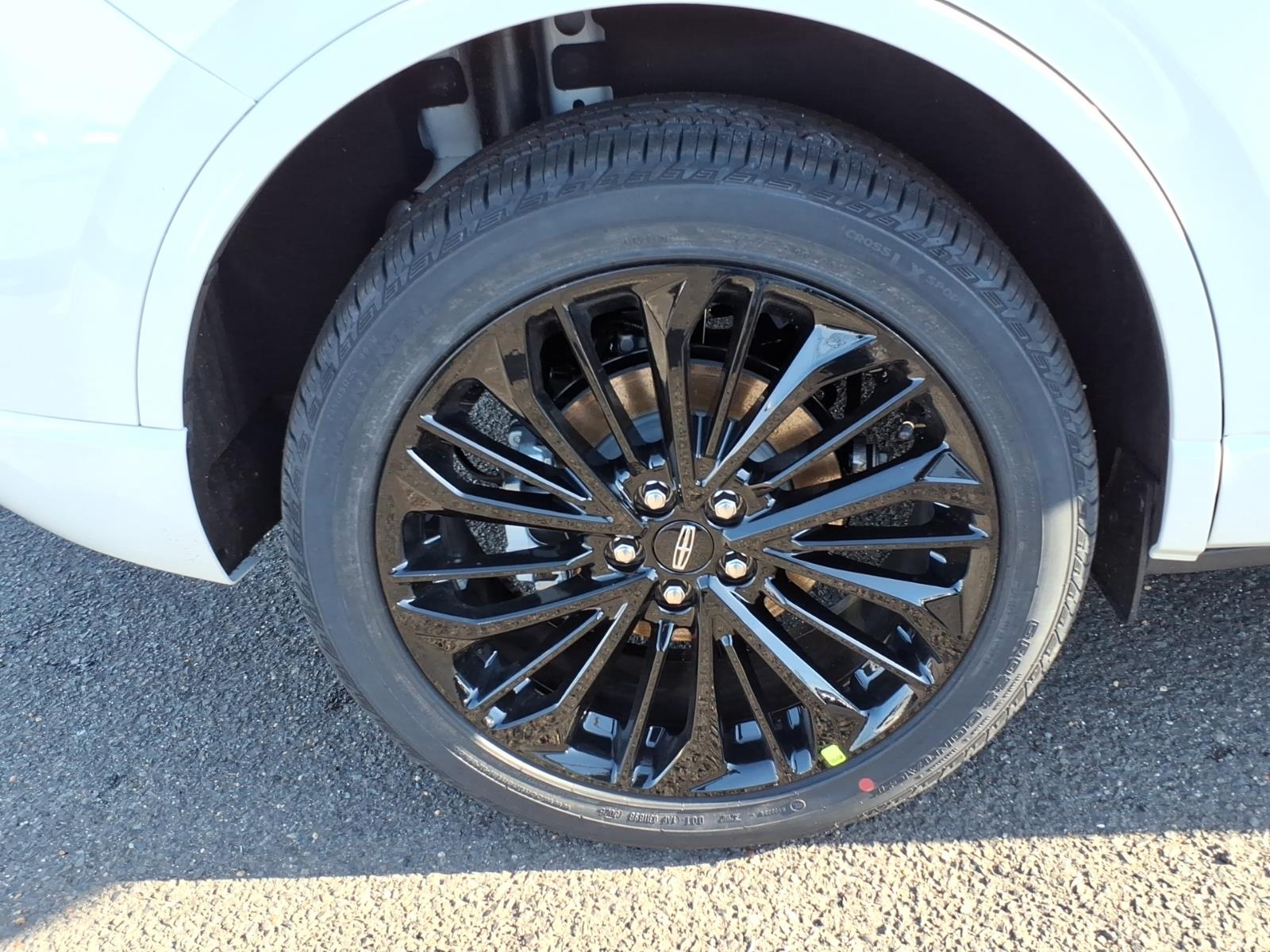 2026 Lincoln Corsair Premiere - Photo 7