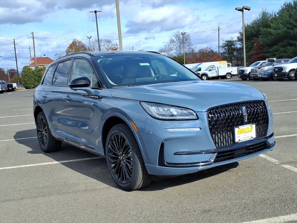 2026 Lincoln Corsair Premiere's photo