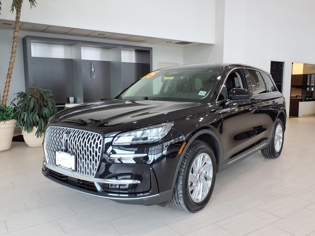 Certified 2025 Lincoln Corsair Premiere SUV