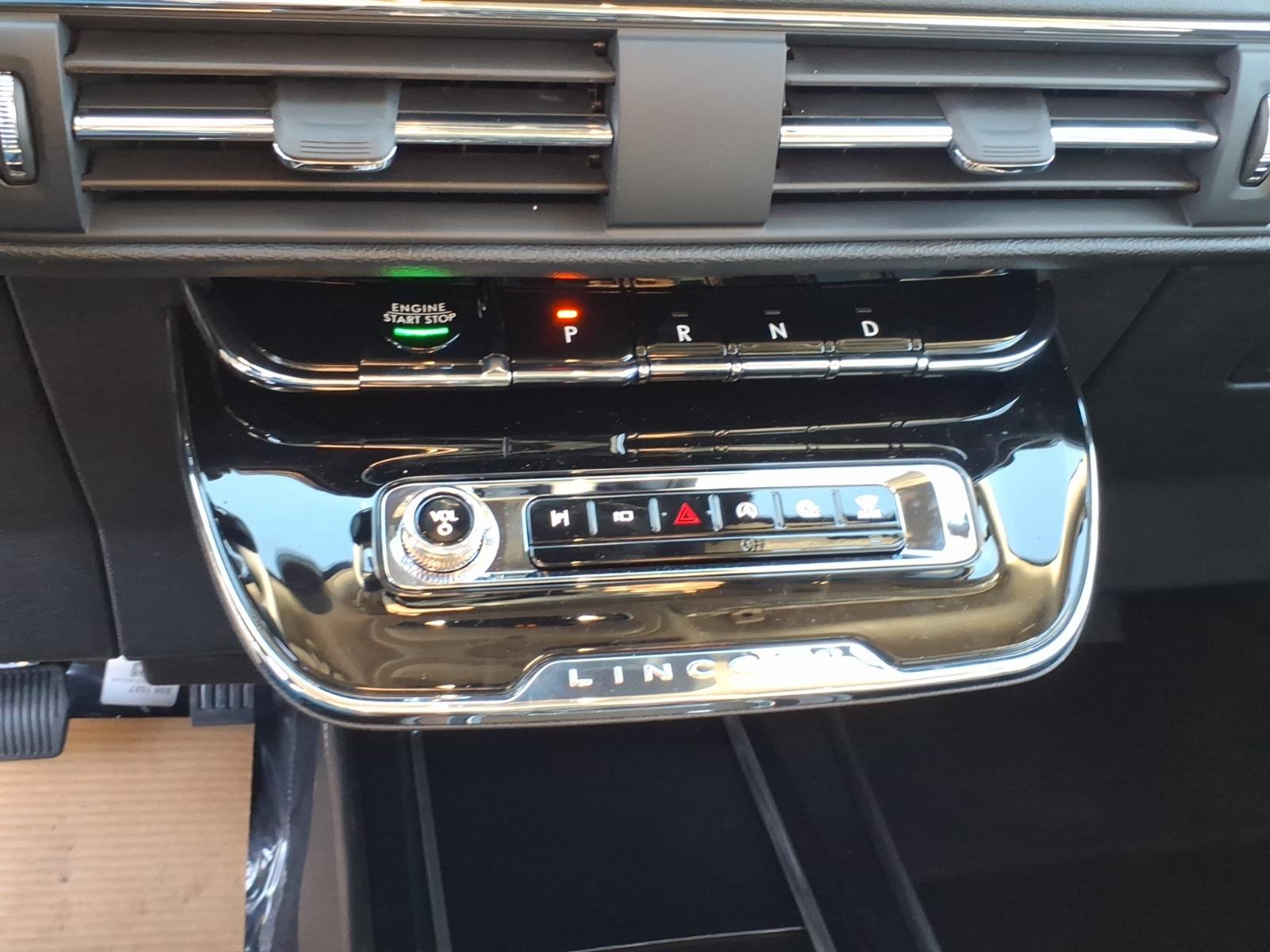 2026 Lincoln Corsair Premiere - Photo 20