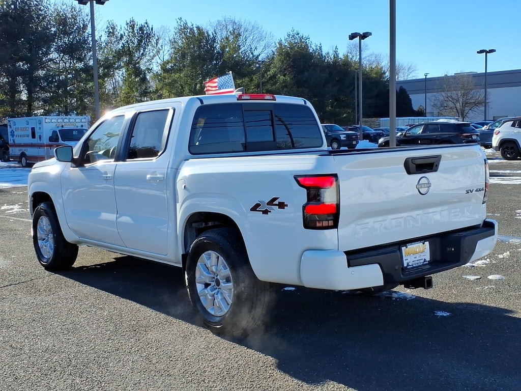 Used 2022 Nissan Frontier SV Truck Crew Cab