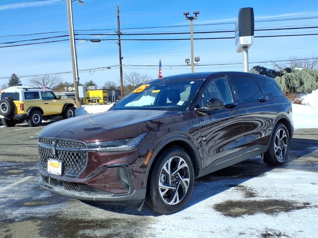 Used 2025 Lincoln Nautilus Premiere SUV