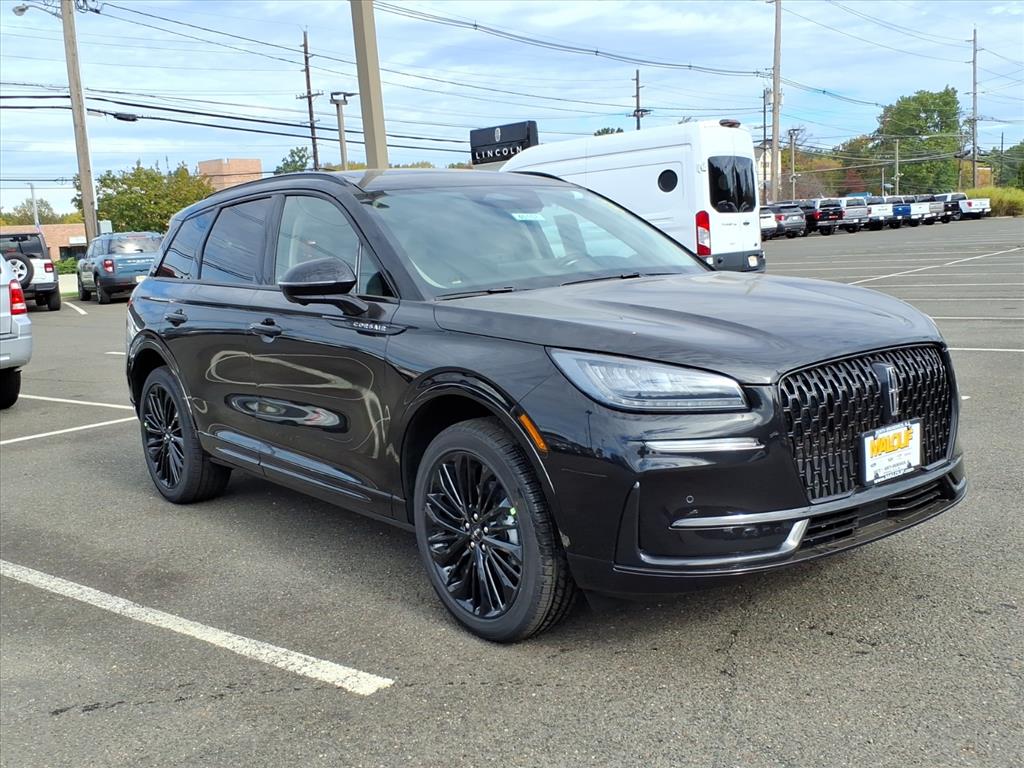 2026 Lincoln Corsair Premiere's photo