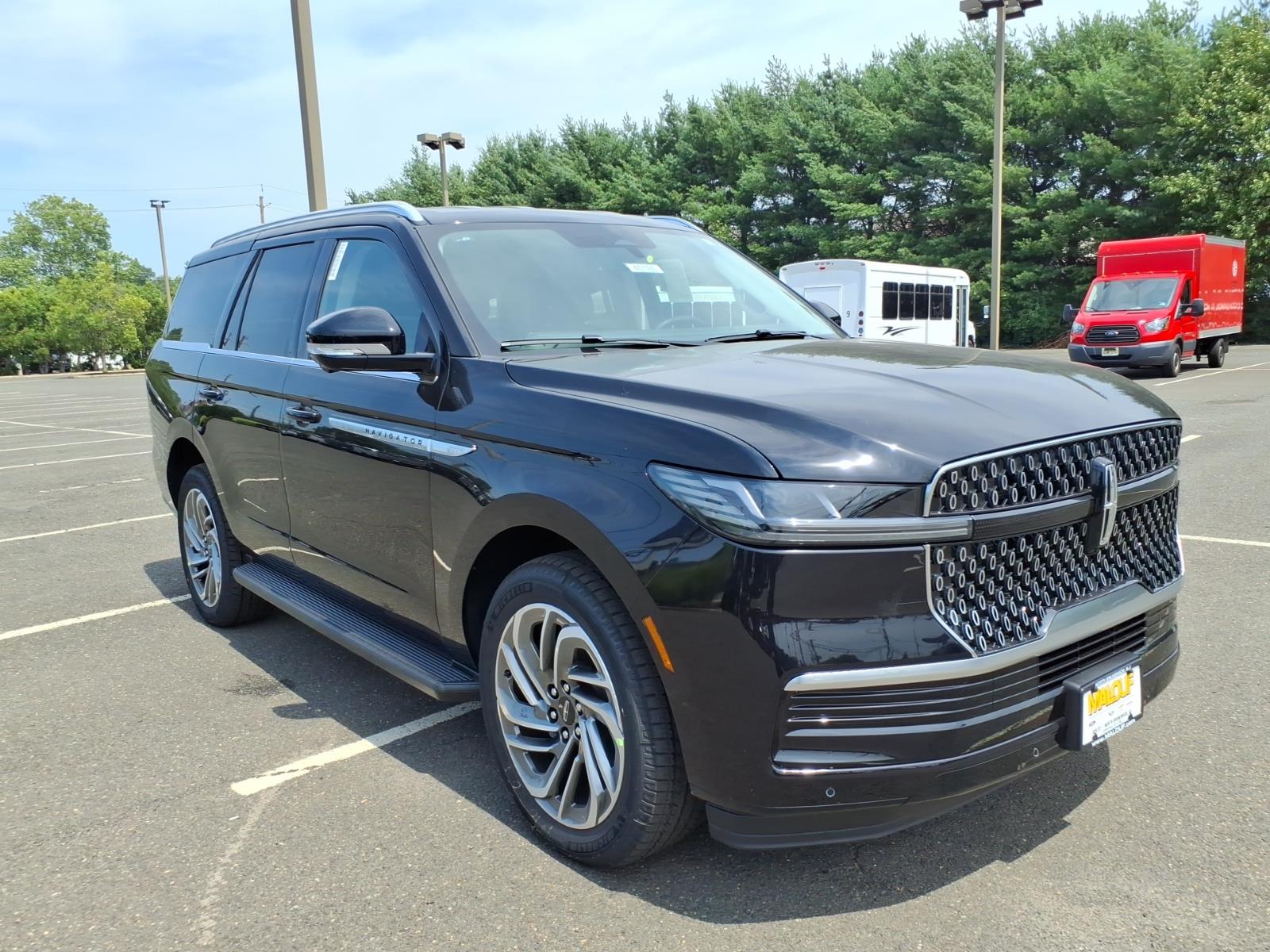 2027 Lincoln Navigator