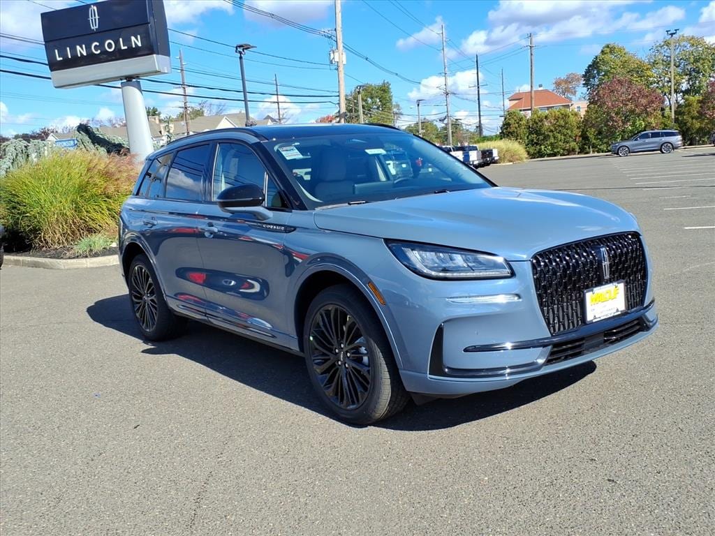 2026 Lincoln Corsair Premiere's photo