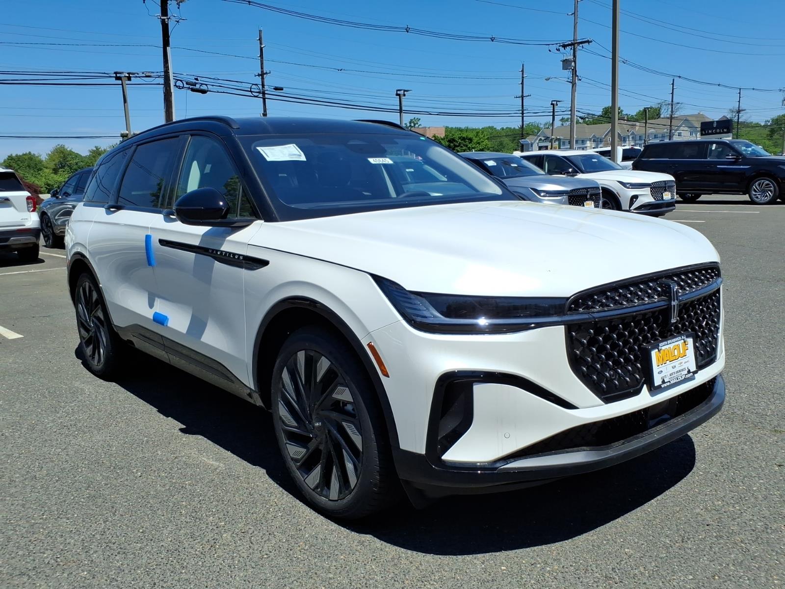 2026 Lincoln Nautilus Reserve AWD's photo