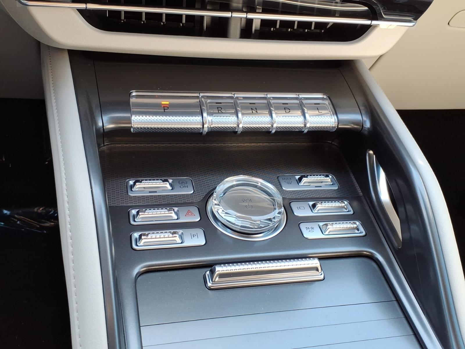 2026 Lincoln Nautilus Premiere - Photo 18