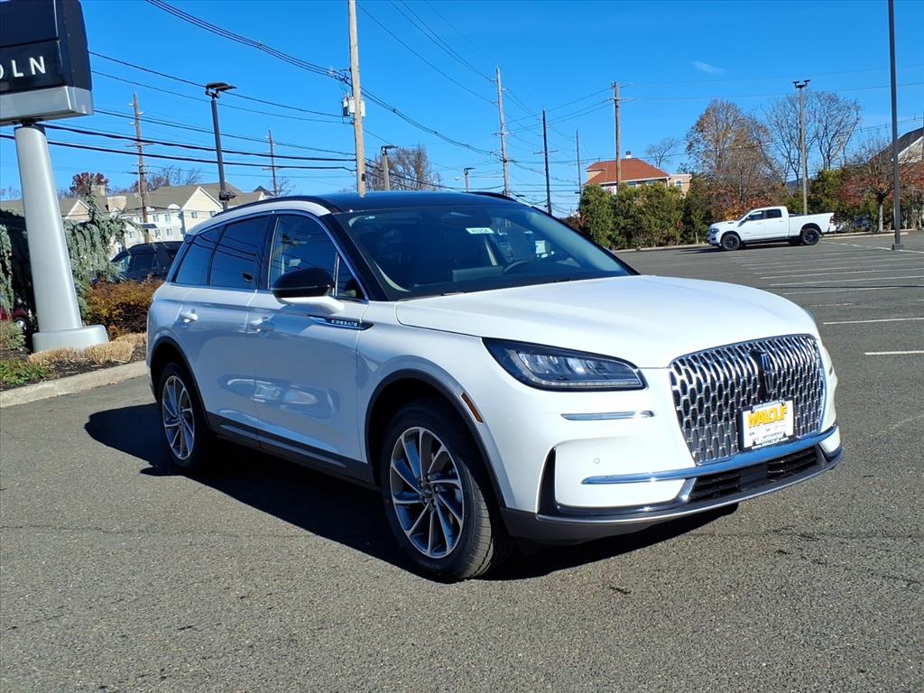 2026 Lincoln Corsair Premiere's photo