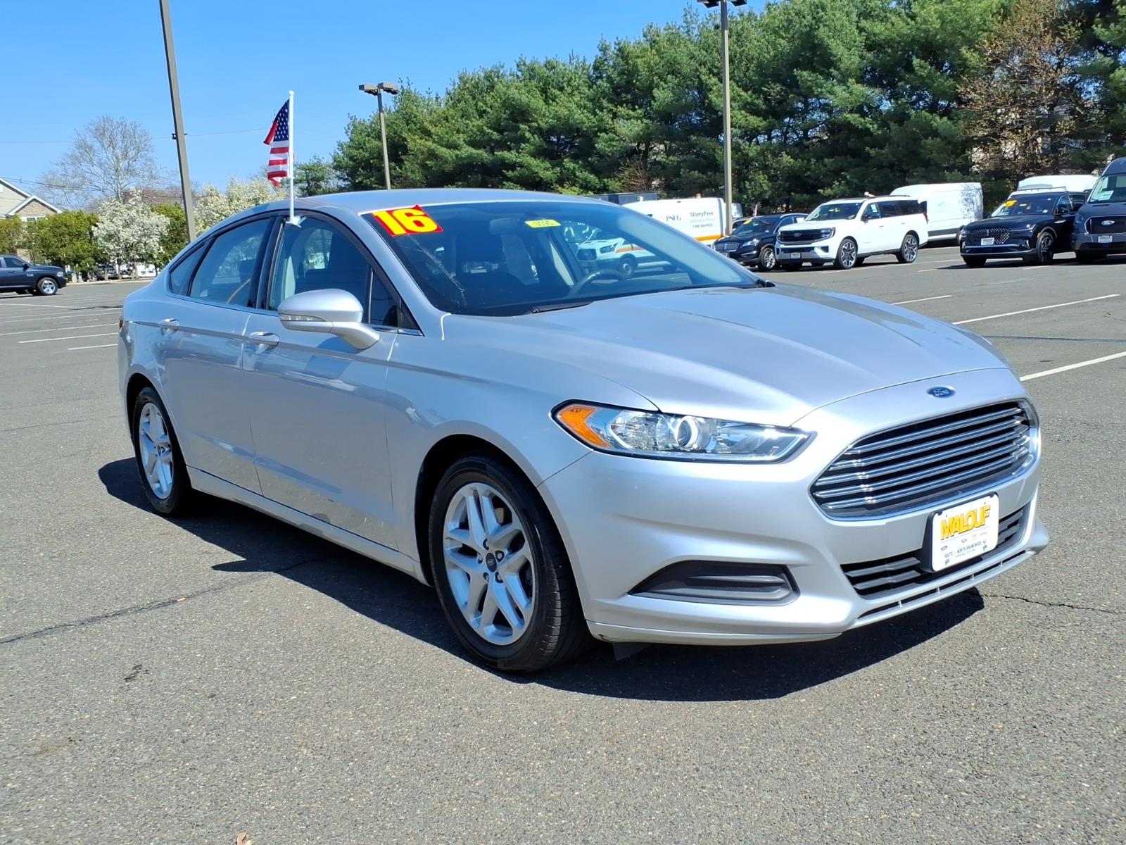 2016 Ford Fusion SE