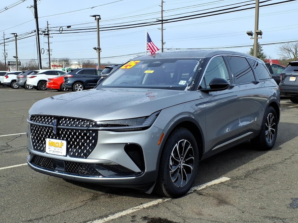 Used 2025 Lincoln Nautilus Hybrid Premiere SUV