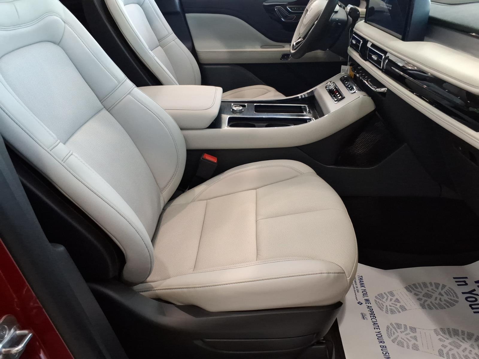 2026 Lincoln Aviator Reserve - Photo 8