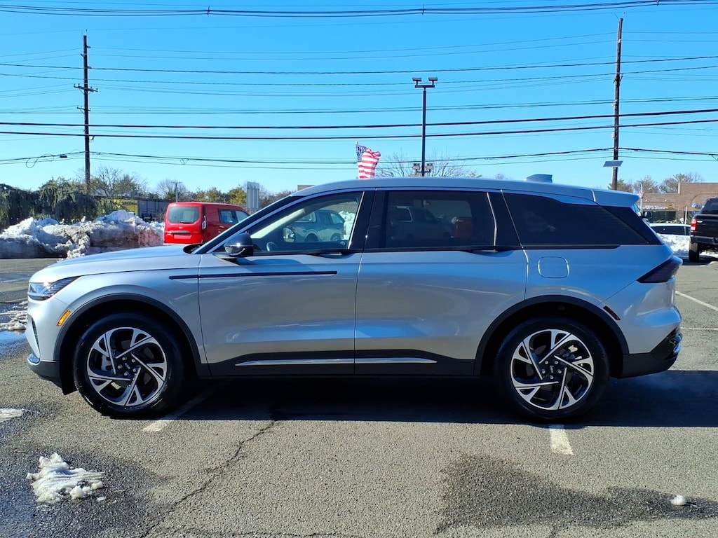Used 2025 Lincoln Nautilus Hybrid Premiere SUV