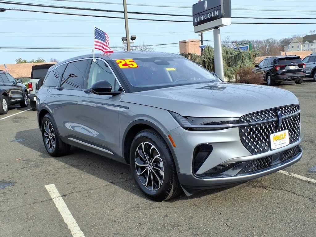 Used 2025 Lincoln Nautilus Hybrid Premiere SUV