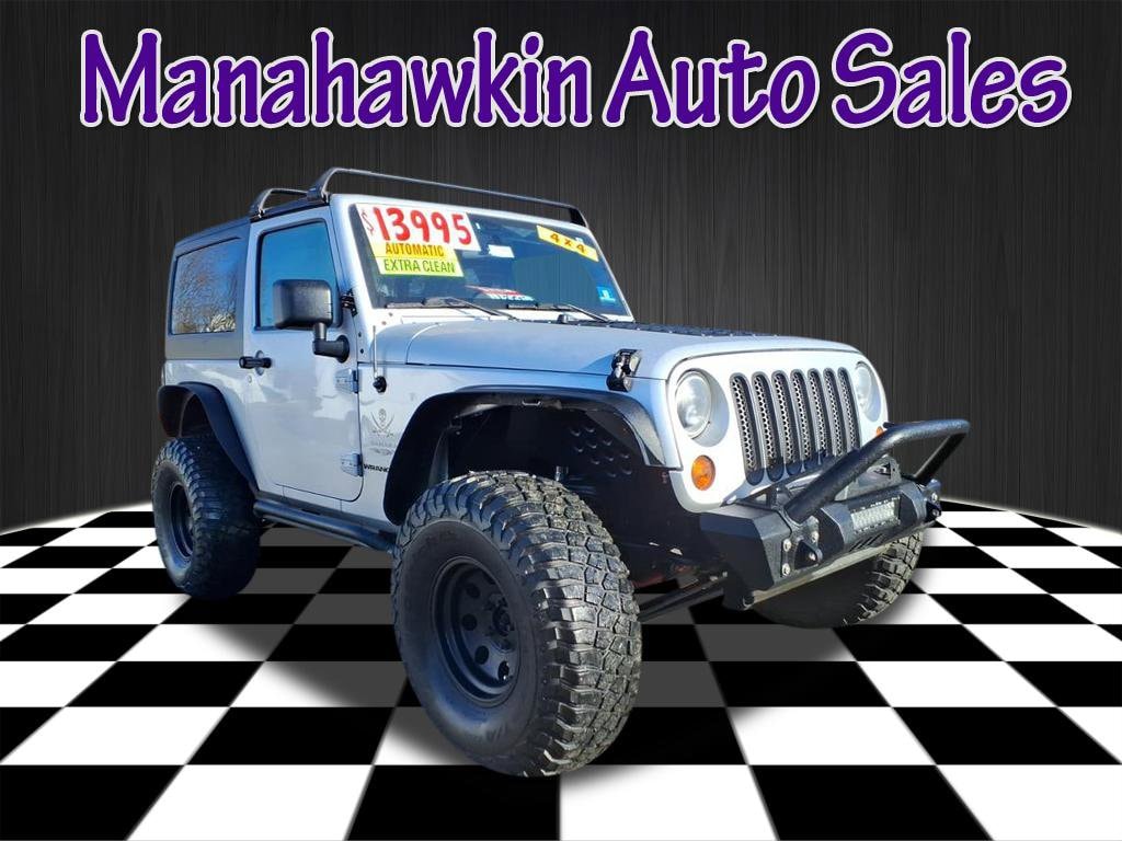 2012 Jeep Wrangler Sahara's photo