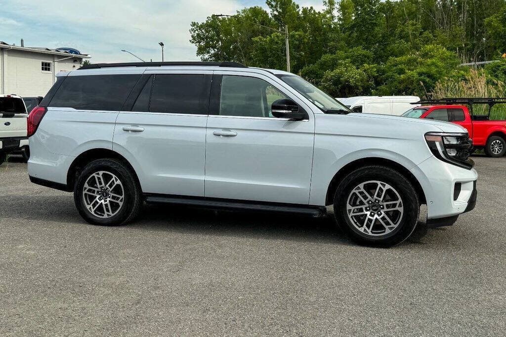Used 2025 Ford Expedition Active SUV