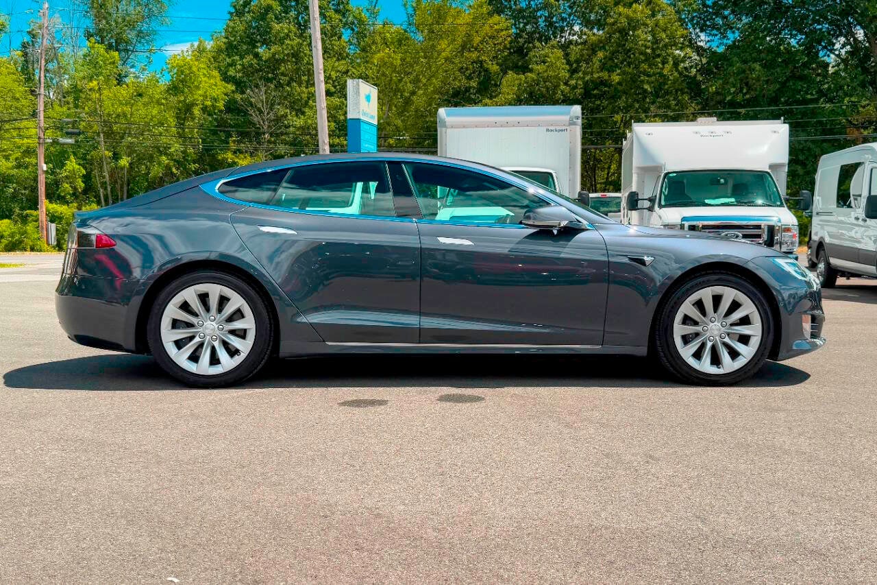 Used 2018 Tesla Model S 75D with VIN 5YJSA1E20JF243946 for sale in Mechanicville, NY