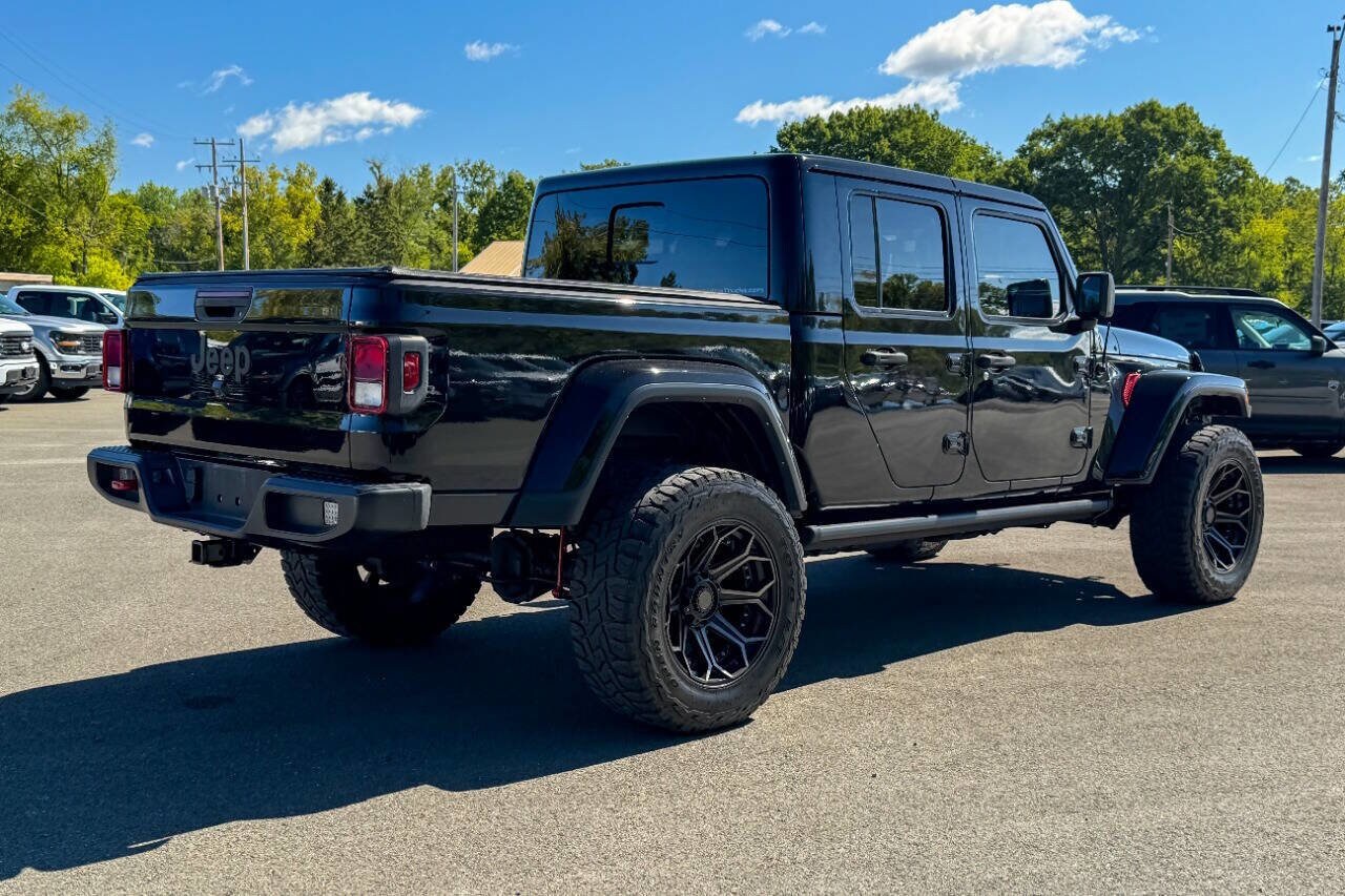 2021 Jeep Gladiator Overland photo 3