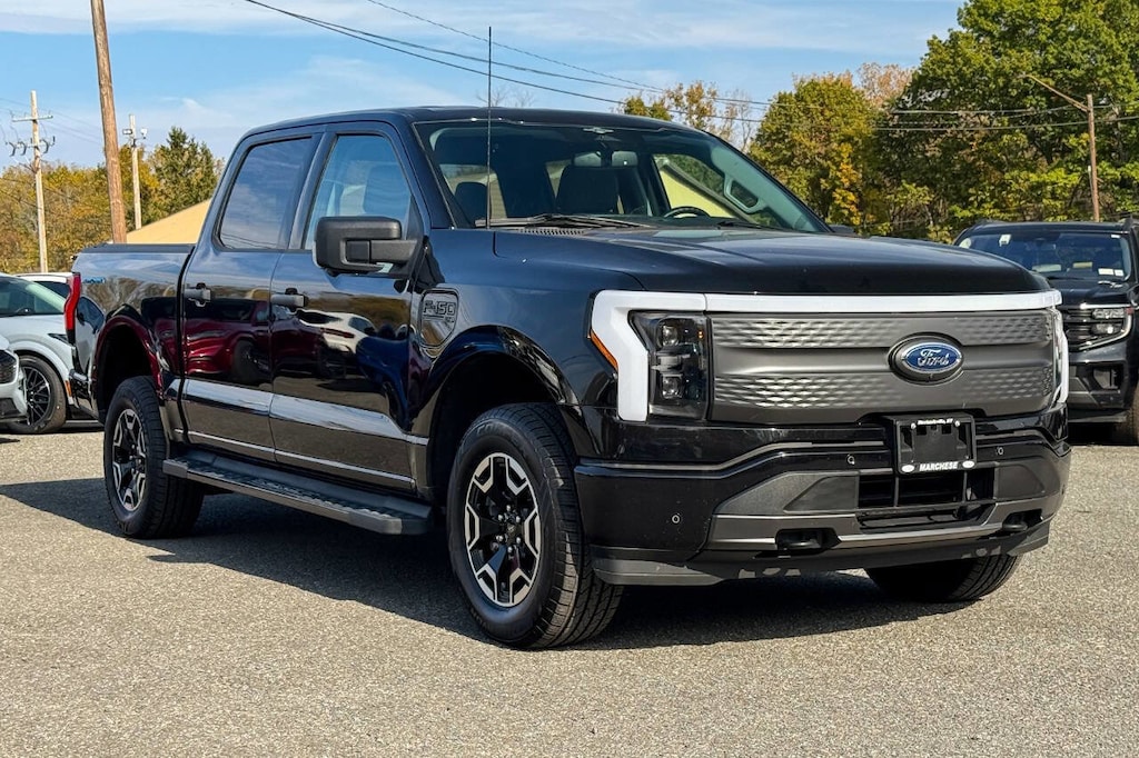 Used 2023 Ford F-150 Lightning XLT AWD 4dr SuperCrew 5.5 ft. SB Truck SuperCrew Cab