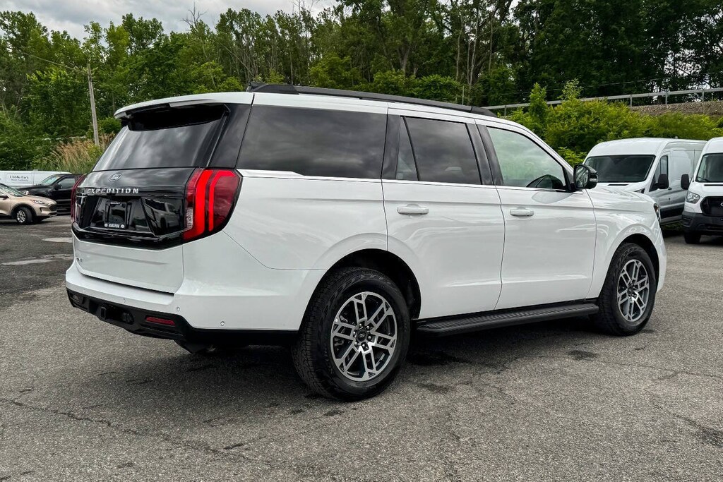 Used 2025 Ford Expedition Active SUV
