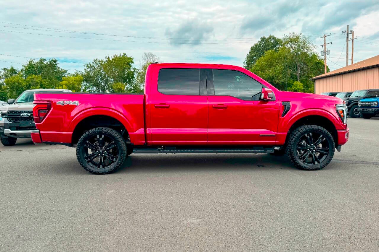 2024 Ford F-150 Lariat photo 2