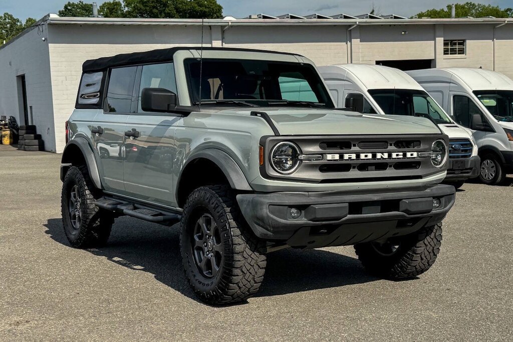 Used 2022 Ford Bronco Base 4x4 4dr SUV SUV