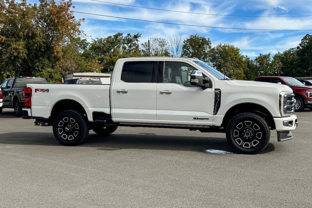 Used 2024 Ford F-250 Super Duty Platinum 4x4 4dr Crew Cab 6.8 ft. SB Pickup Pickup Truck