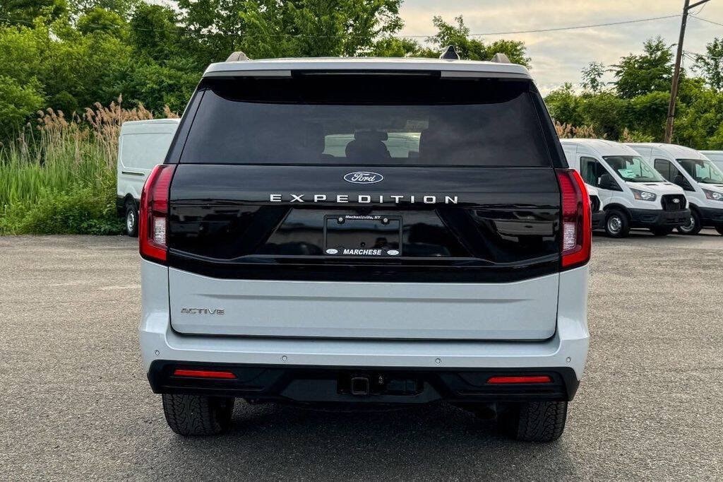 Used 2025 Ford Expedition Active SUV