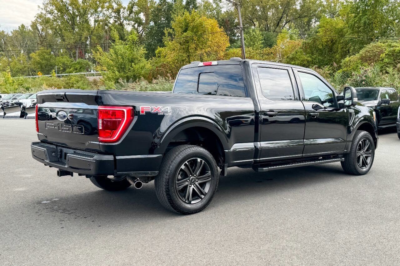 2022 Ford F-150 XLT photo 3