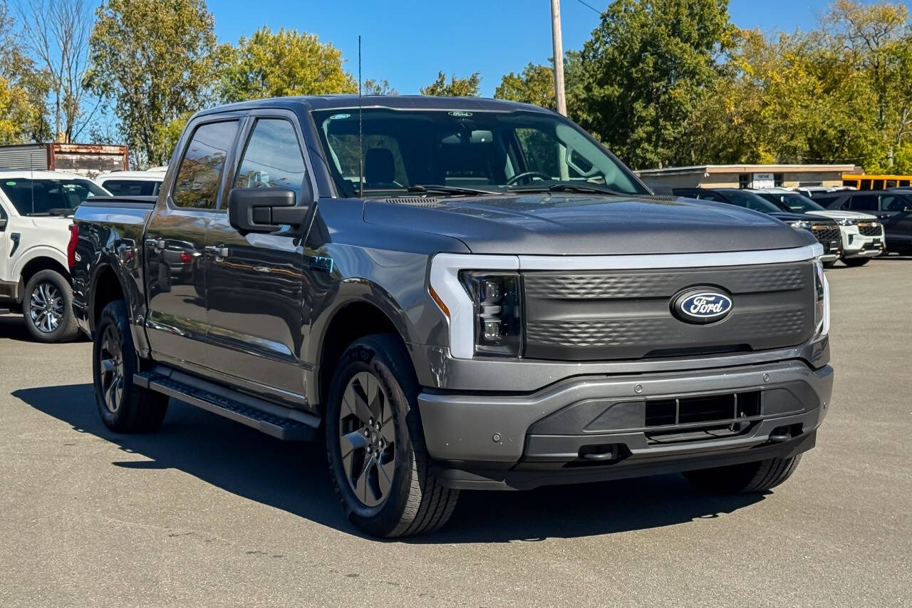 2024 Ford F-150 Lightning