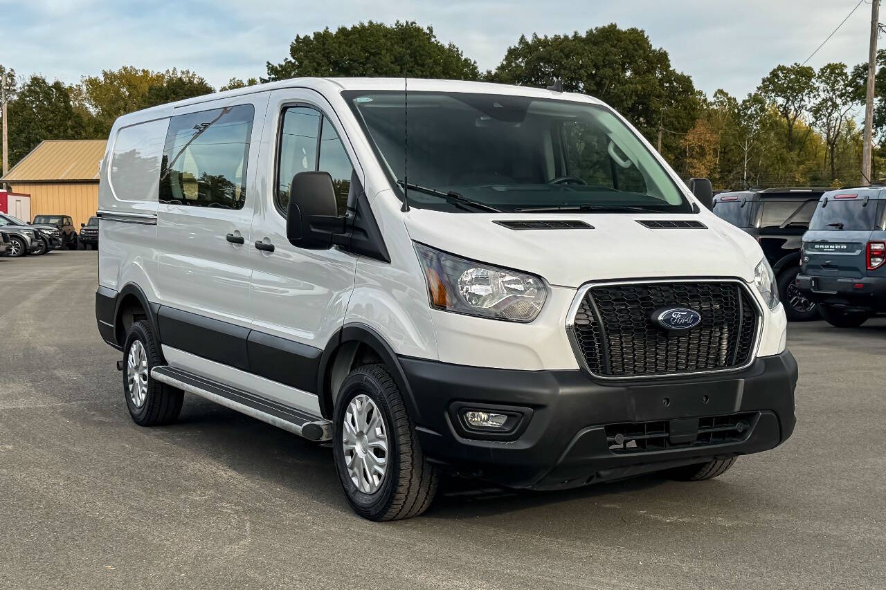2025 Ford Transit Van Base