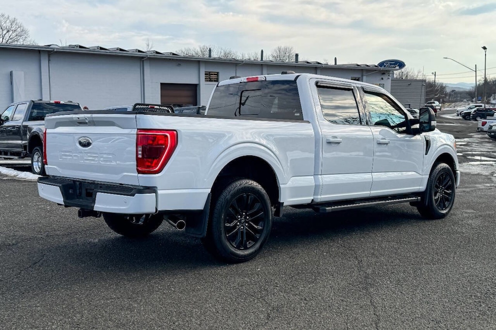 Used 2021 Ford F-150 XLT 4x4 4dr SuperCrew 6.5 ft. SB Truck SuperCrew Cab