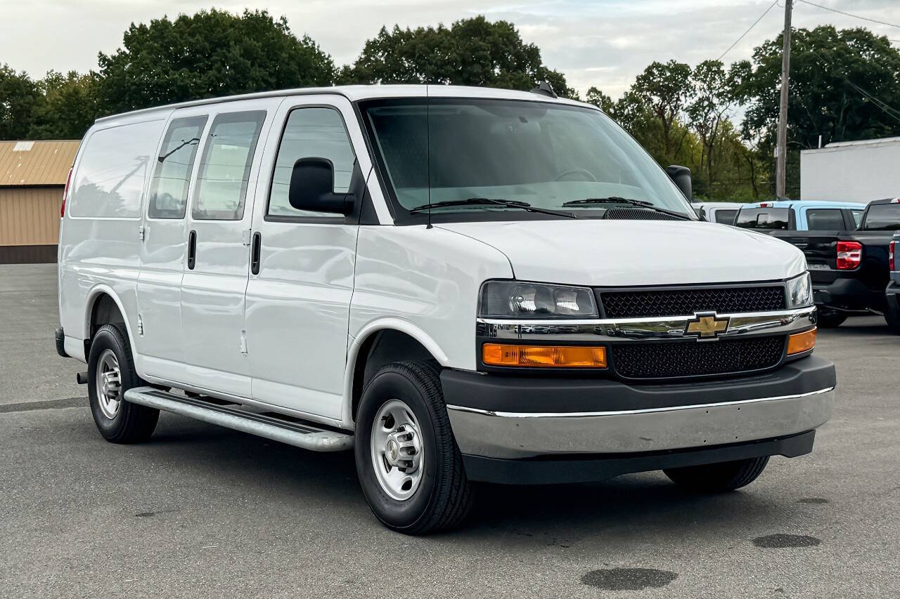 2025 Chevrolet Express Cargo Work Van
