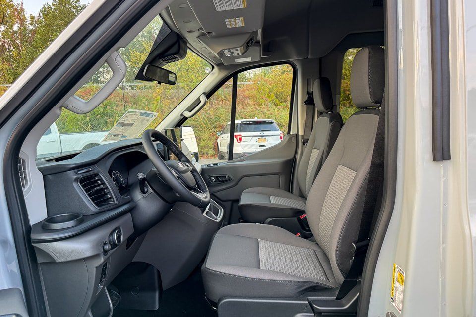 2025 Ford Transit Passenger Van XL - Photo 22