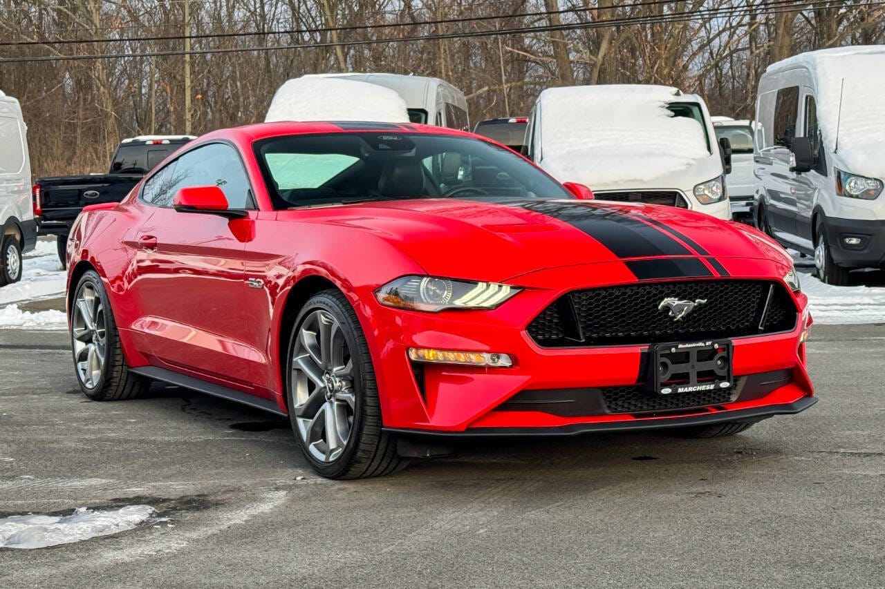 2021 Ford Mustang GT Premium's photo