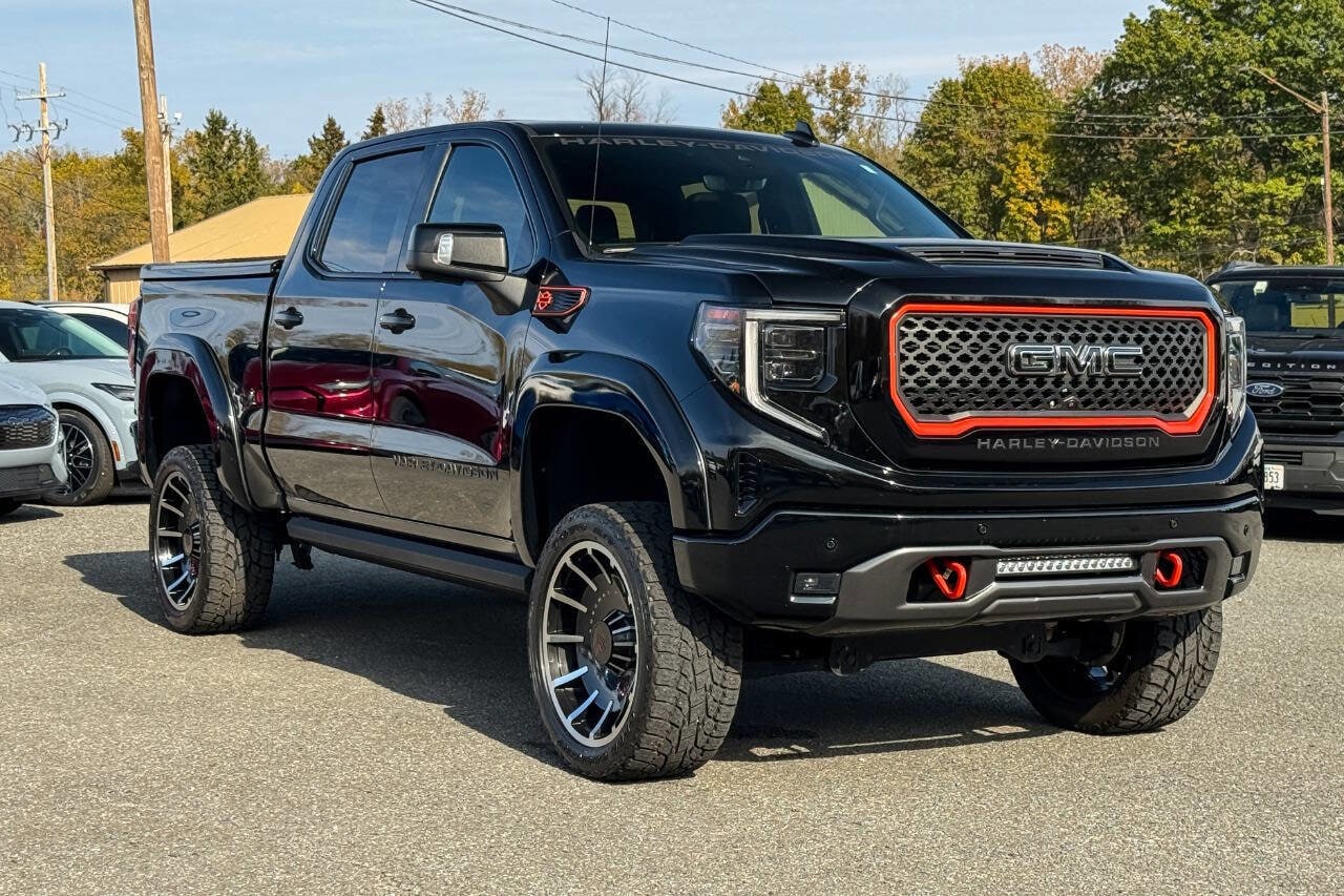 2022 GMC Sierra 1500 AT4's photo