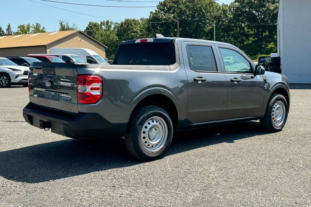 New 2026 Ford Maverick XL TRUCK