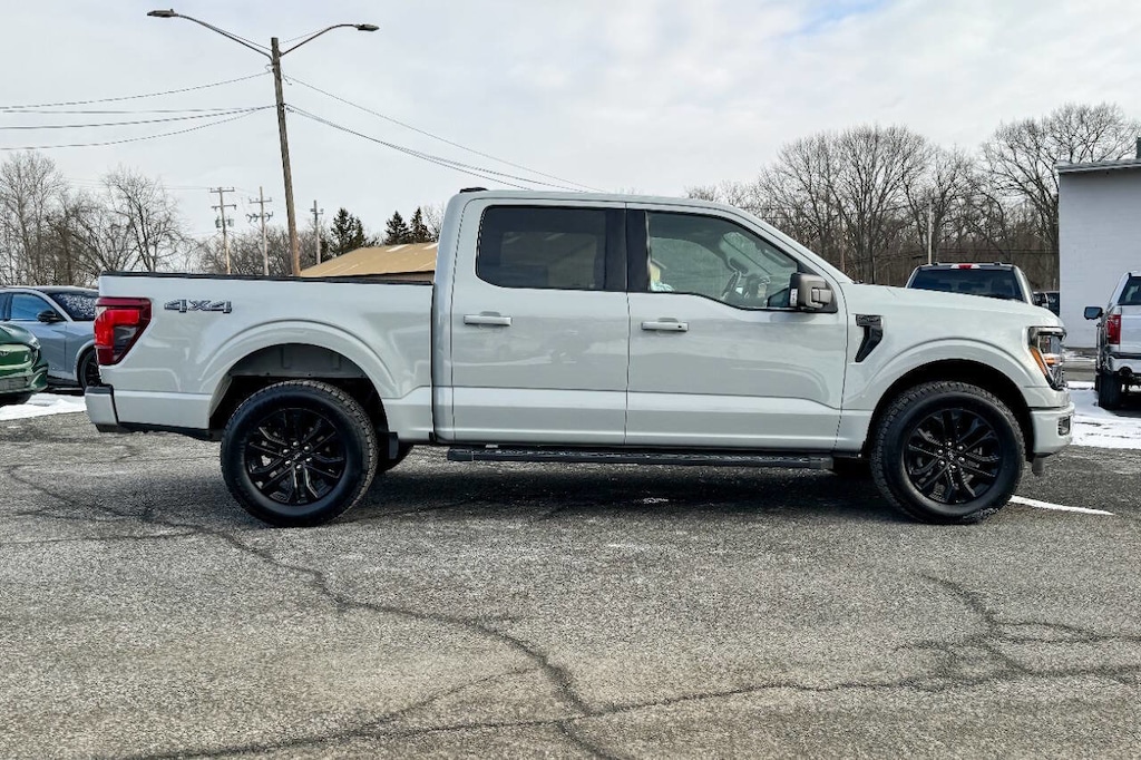 Used 2024 Ford F-150 XLT Truck SuperCrew Cab