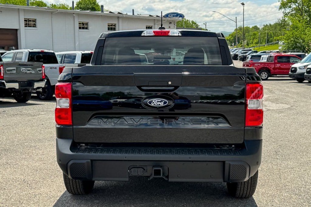 New 2026 Ford Maverick XL TRUCK