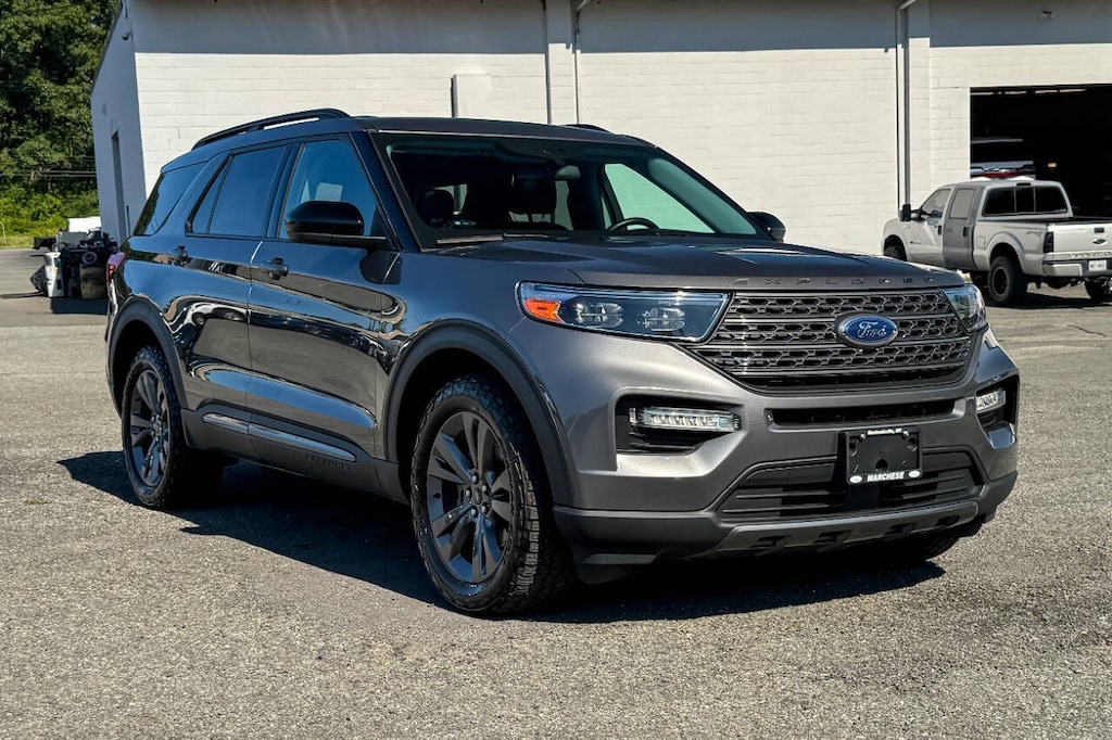 Used 2023 Ford Explorer XLT AWD 4dr SUV SUV