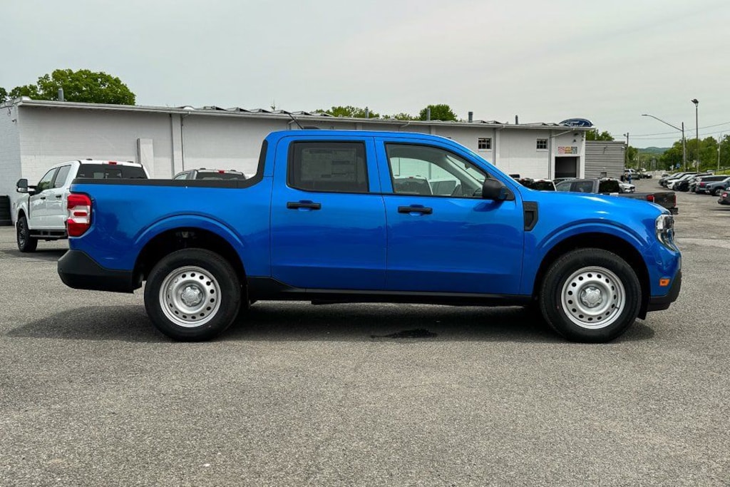New 2026 Ford Maverick XL TRUCK