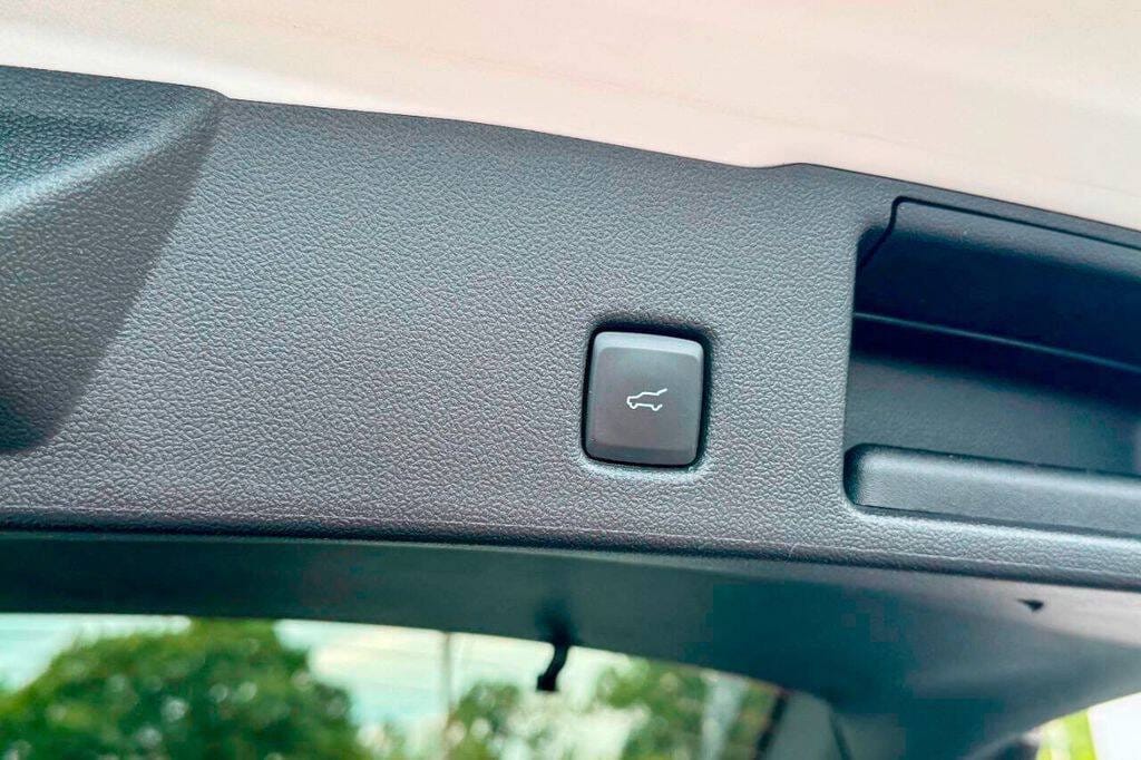 2022 Ford Escape SEL - Photo 14