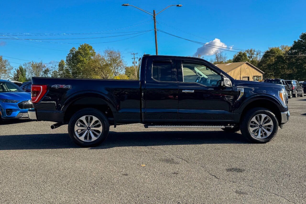 2021 Ford F-150 XLT photo 2